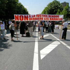 Conférence de presse le 17 septembre : Pour les étrangers, la Justice dans les aéroports ! Conférence de presse le 17 septembre : Pour les étrangers, la Justice dans les aéroports !