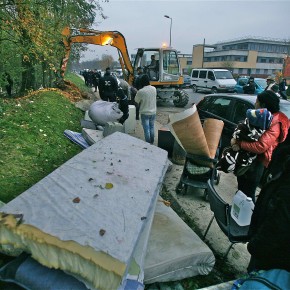 Deux camps de Rroms évacués à Champs-sur-Marne Deux camps de Rroms évacués à Champs-sur-Marne