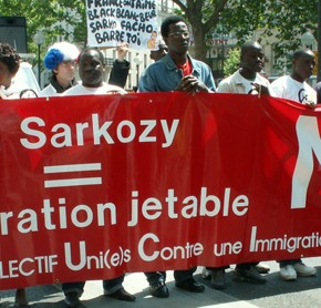 Pétition nationale unitaire : Français(es) et étranger(e)s, nos exigences pour le respect et l’égalité des droits Pétition nationale unitaire : Français(es) et étranger(e)s, nos exigences pour le respect et l’égalité des droits